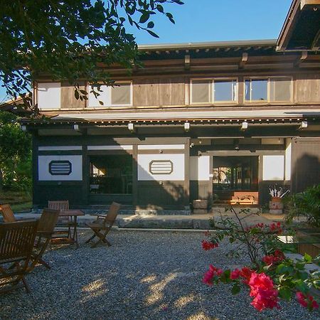 Villa Le Lotus Bleu Ishigaki  Bagian luar foto