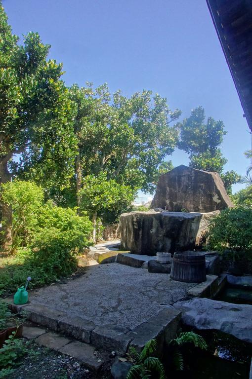 Villa Le Lotus Bleu Ishigaki  Bagian luar foto