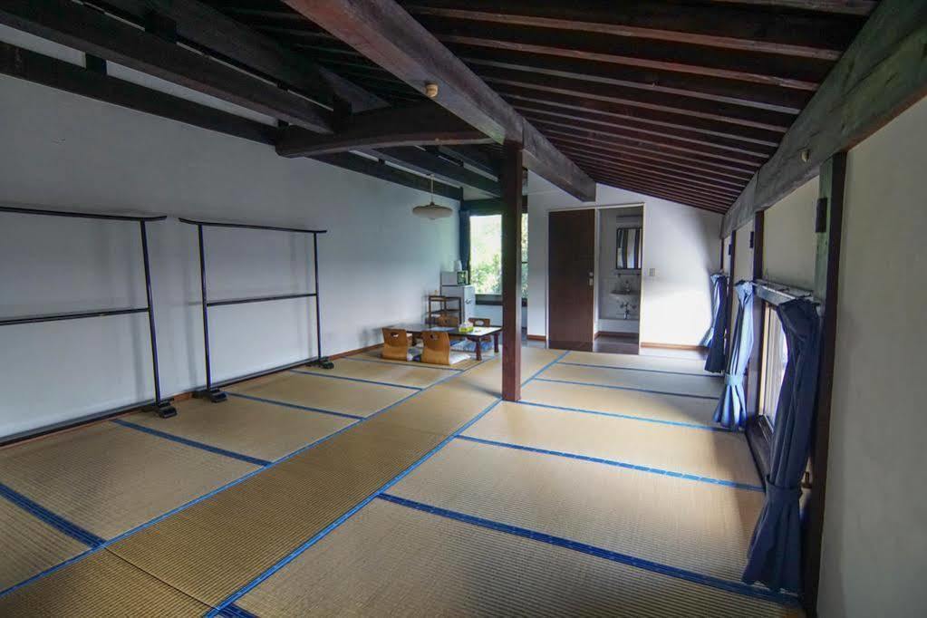 Villa Le Lotus Bleu Ishigaki  Bagian luar foto